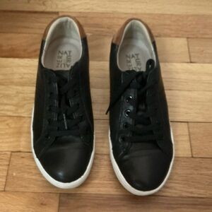 Naturalizer Morrison black leather sneakers. Size 7.